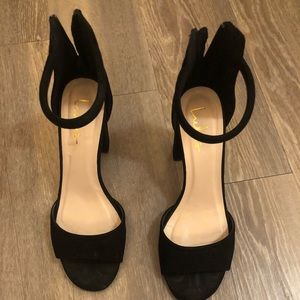 Lulus’ black suede heels